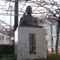 青地雄太郎先生の像、銅像
